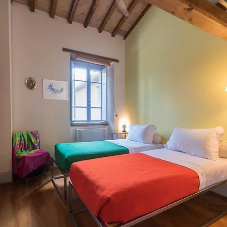 Sleeps 12 With Pool&air Con Villa Monte del Lago